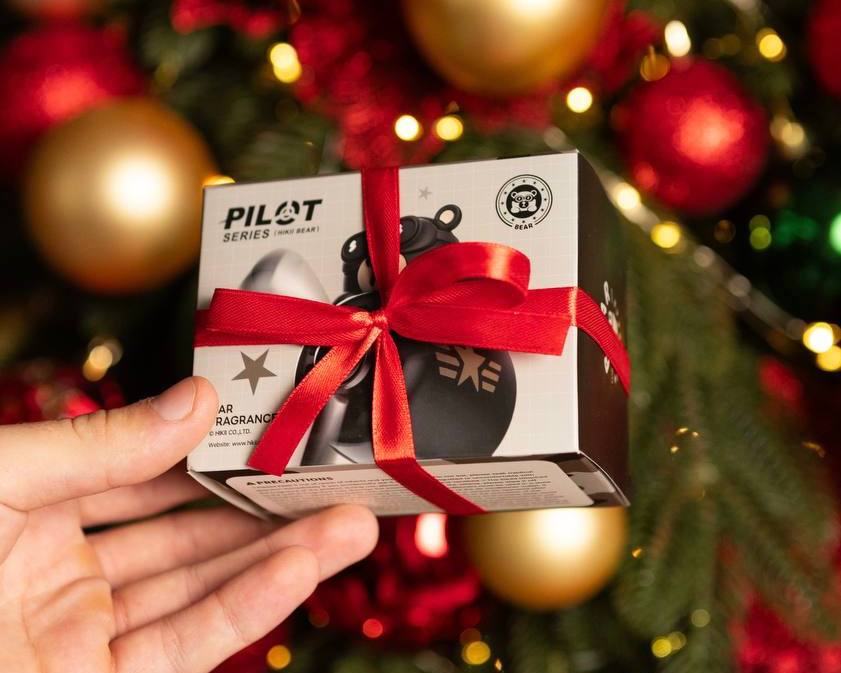 Podarynok V Avto™ Pilot Bear | Автомобільний ароматизатор